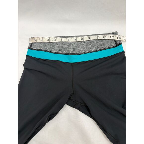 Lululemon Run Inspire Crop II Capri Pants Y2K Blue Stripes Run Yoga Size 6 Gym - Picture 7 of 10